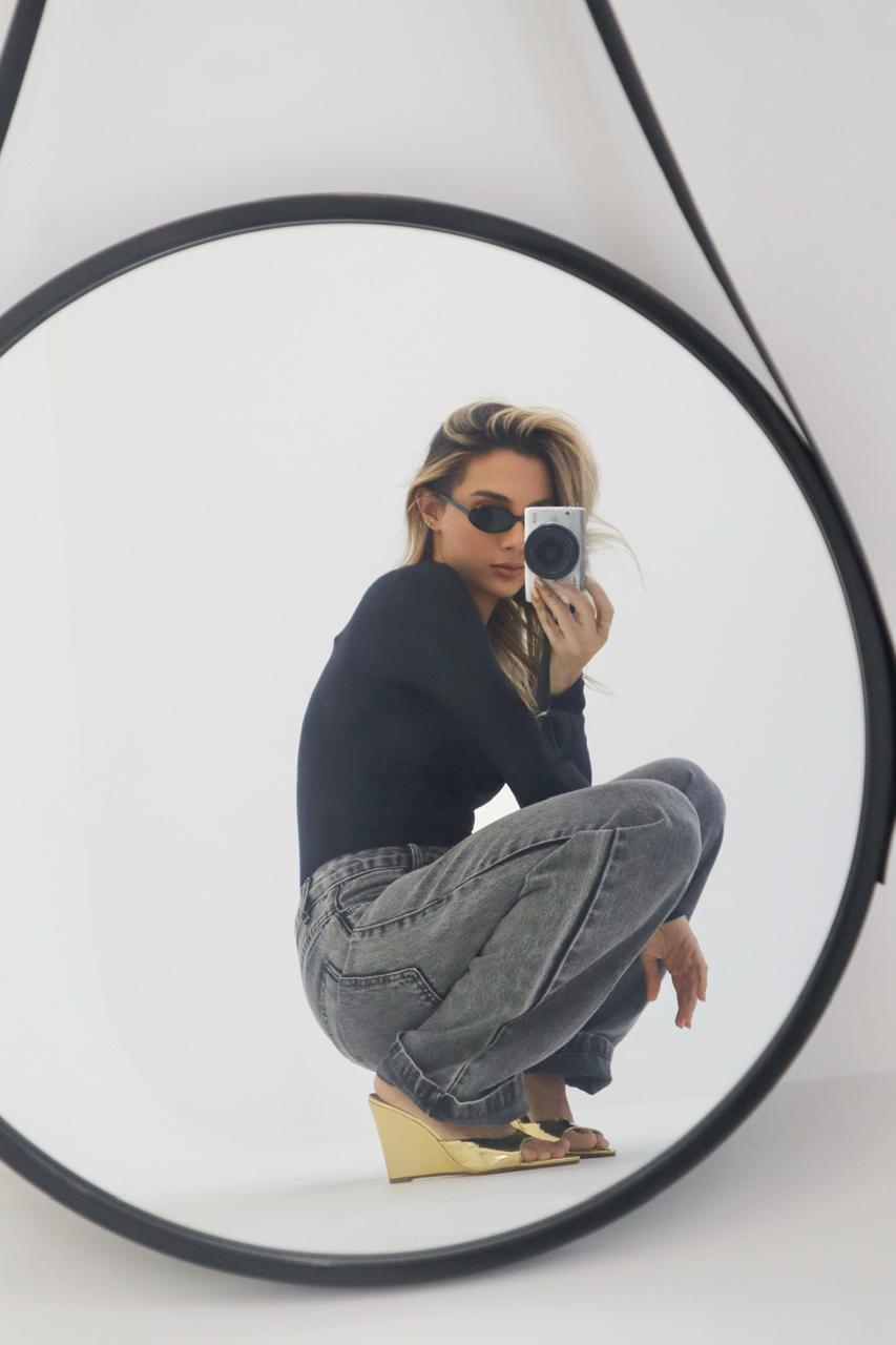 ANABELA LUNA