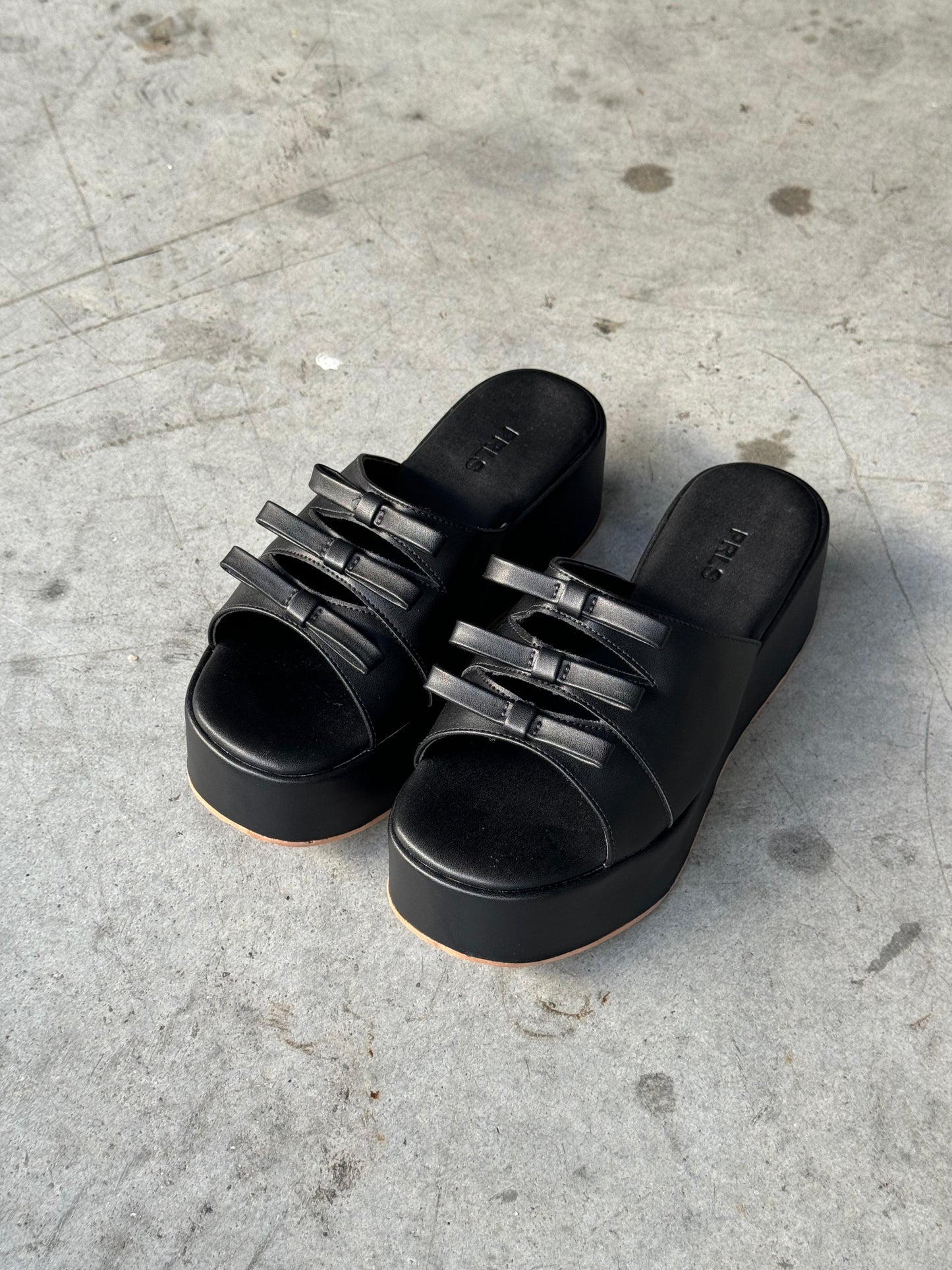 FLATFORM LASSIE