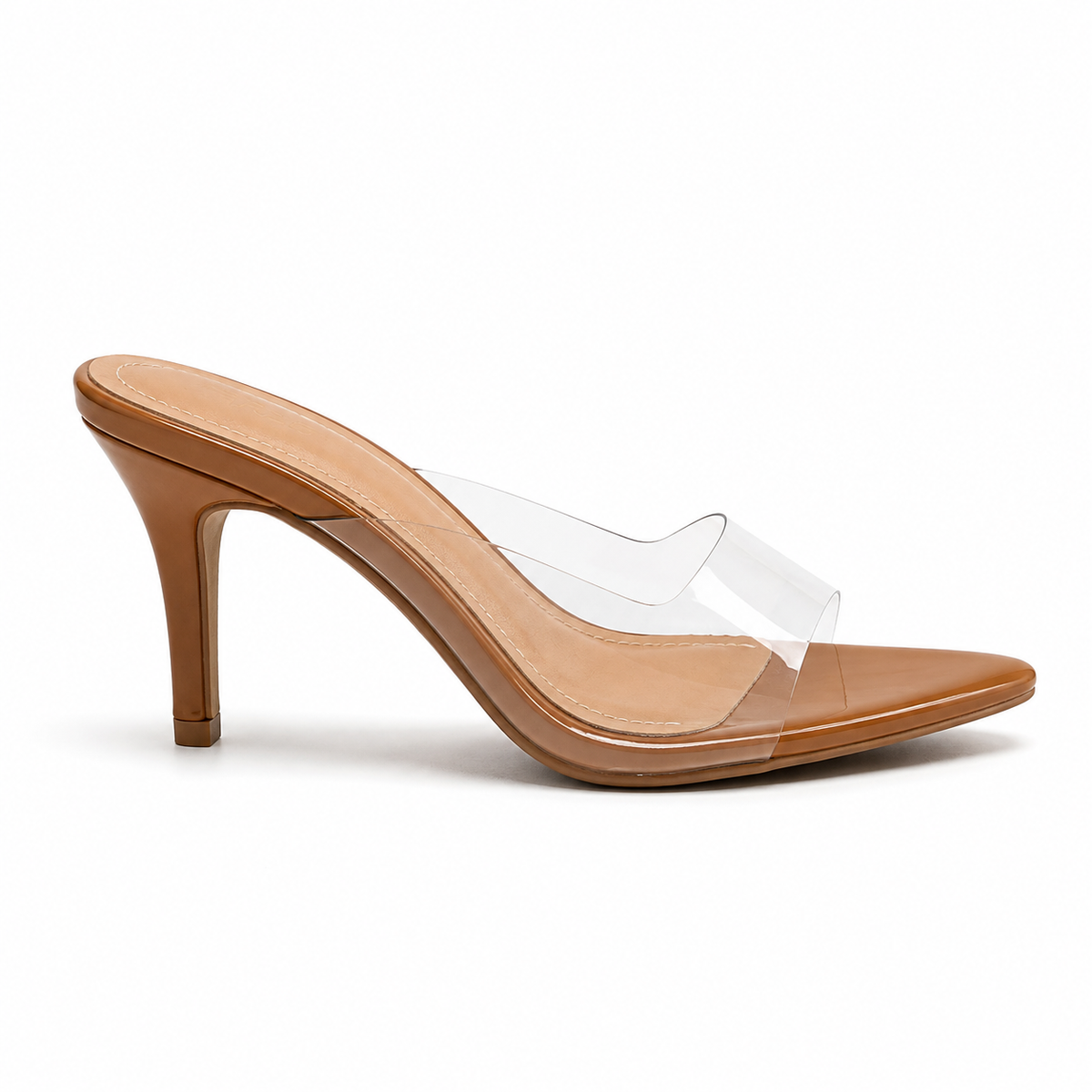Tamanco Laura de salto fino 7 cm em verniz caramelo